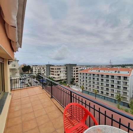 Apartamento En Salou Con Las Vistas Al Port Aventura Exterior foto
