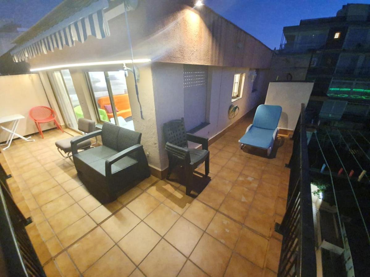Apartamento En Salou Con Las Vistas Al Port Aventura Exterior foto